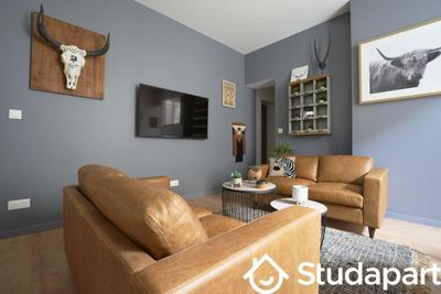 Chambre - 10 m² - 1 pièce