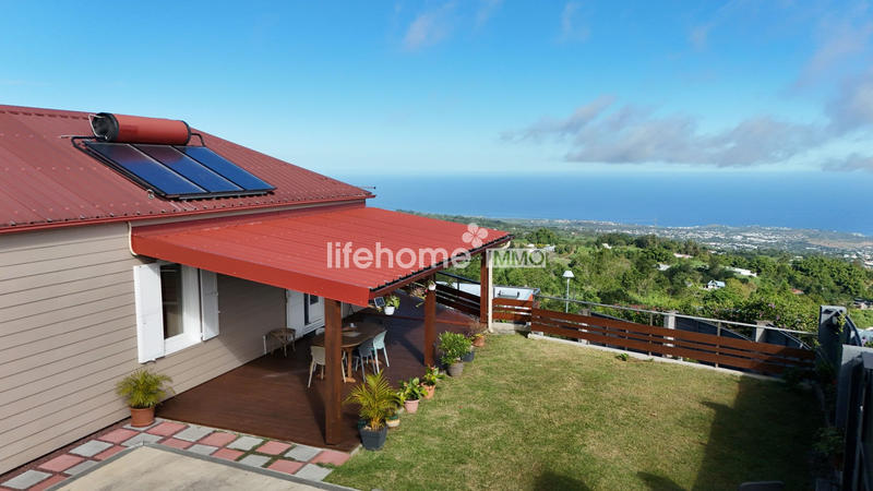 Maison - 98 m² - 5 pièces