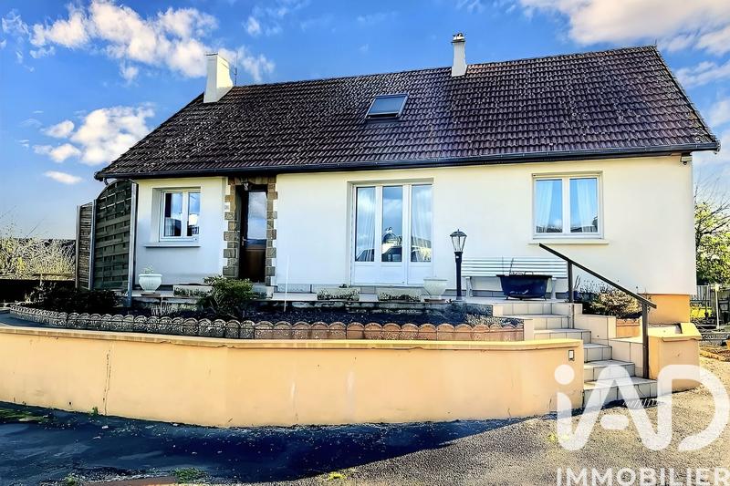 Maison - 111 m² - 6 pièces