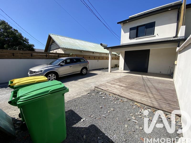 Maison - 75 m² - 5 pièces