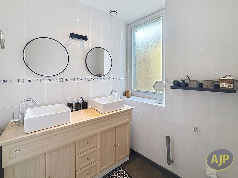 Maison de ville - 116 m² - 5 pièces