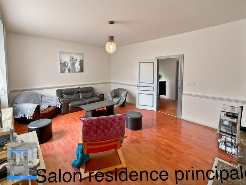 Immeuble - 206 m² - 9 pièces