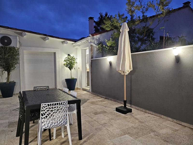 Maison - 180 m² - 5 pièces