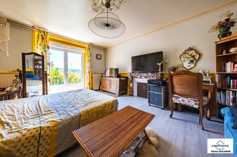 Maison de village - 228 m² - 7 pièces