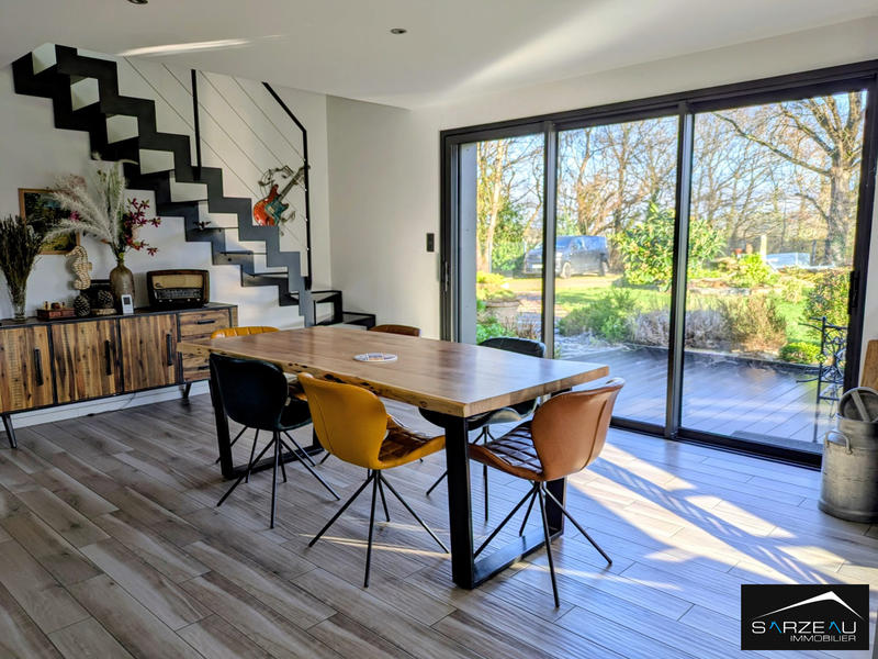 Maison - 110 m² - 4 pièces