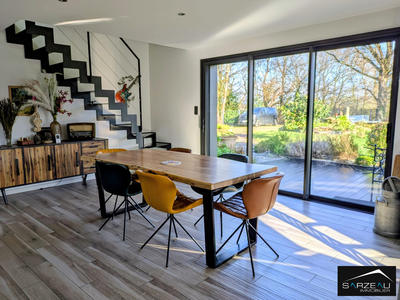 Maison - 110 m² - 4 pièces