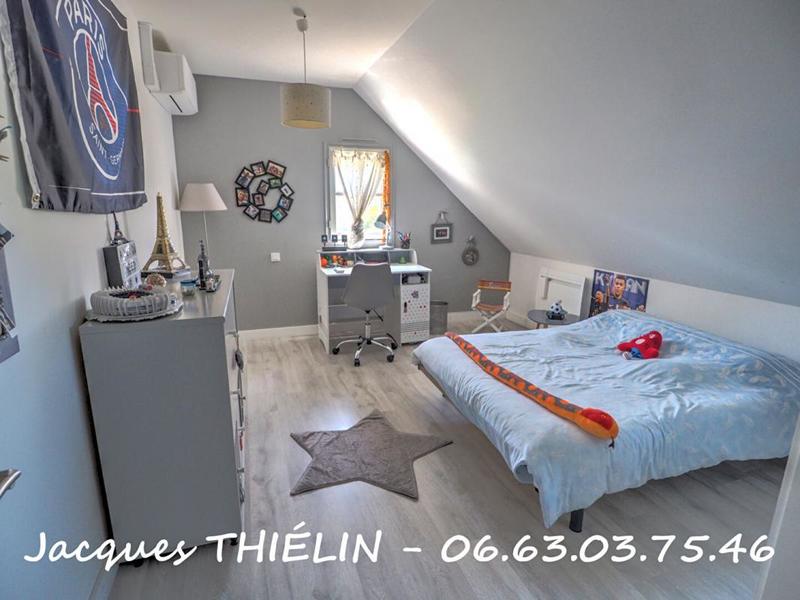 Maison - 295 m² - 12 pièces