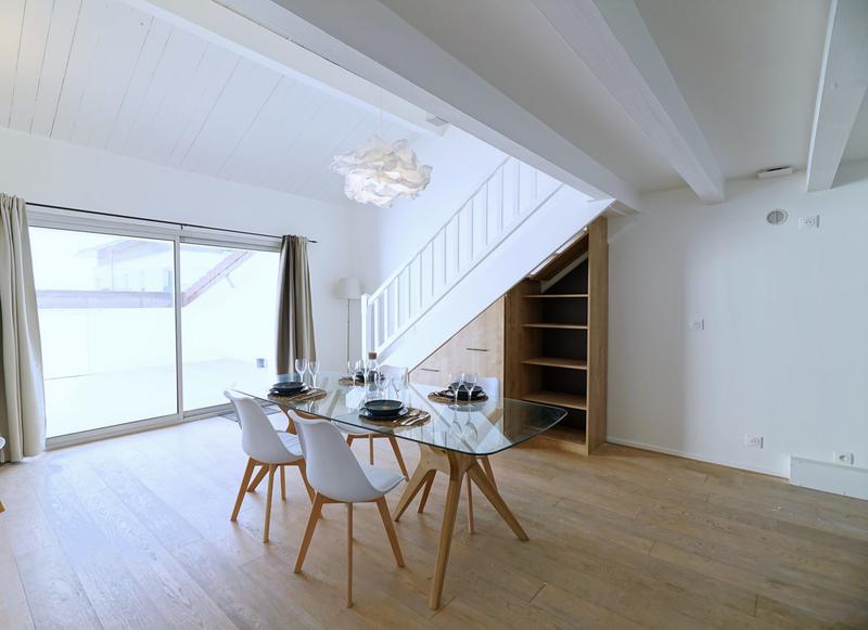 Appartement - 101 m² - 2 pièces