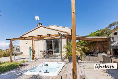 Maison - 135 m² - 5 pièces