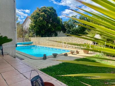 Appartement - 98 m² - 4 pièces