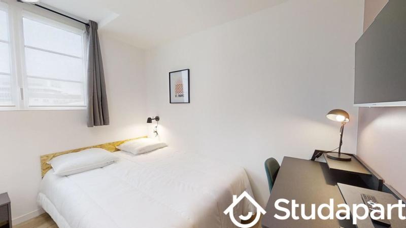 Chambre - 9 m² - 1 pièce