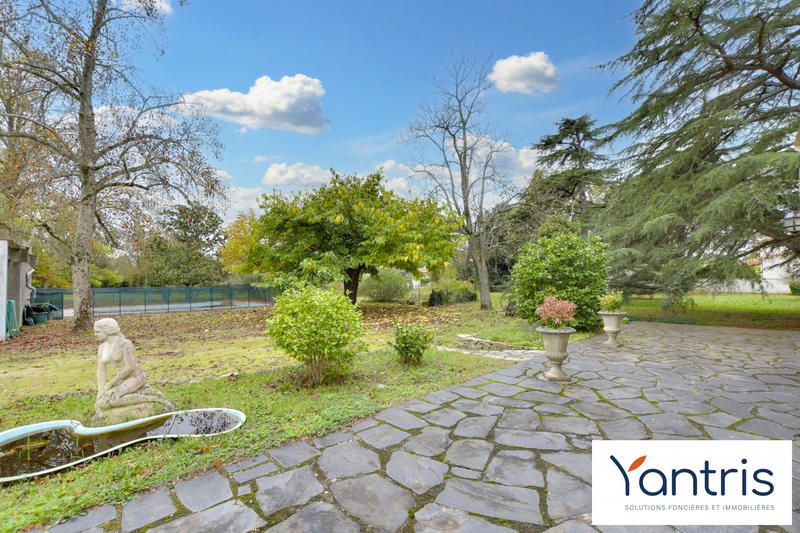 Maison traditionnelle - 107 m² - 4 pièces