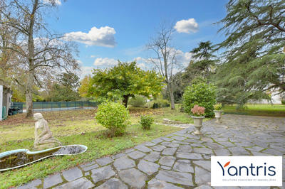 Maison traditionnelle - 107 m² - 4 pièces