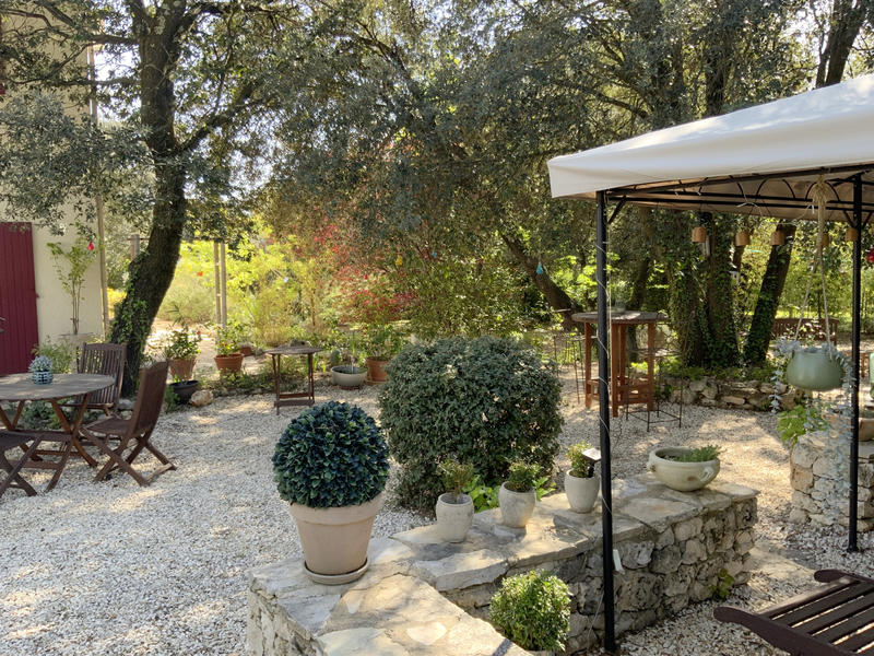 Maison - 275 m² - 10 pièces