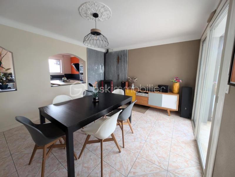 Maison - 150 m² - 7 pièces