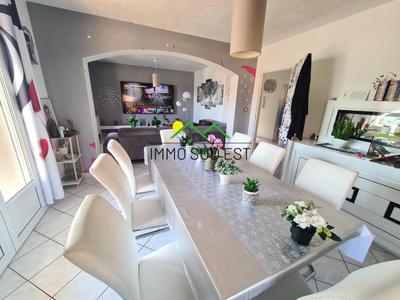 Maison - 180 m² - 7 pièces