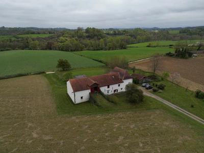 Appartement - 290 m² - 10 pièces