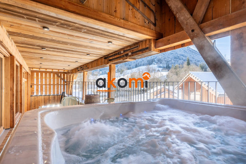 Appartement - 188 m² - 7 pièces