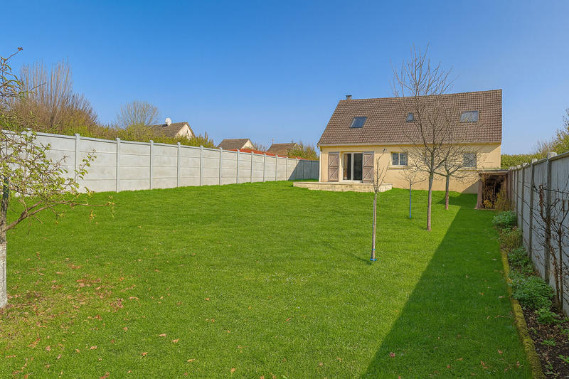 Maison - 153 m² - 6 pièces