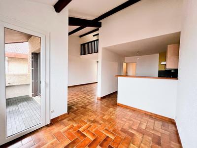 Duplex - 93 m² - 5 pièces