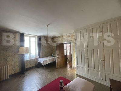 Maison de maîtres - 197 m² - 8 pièces