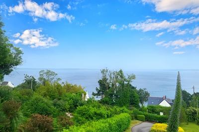 Maison - 131 m² - 8 pièces