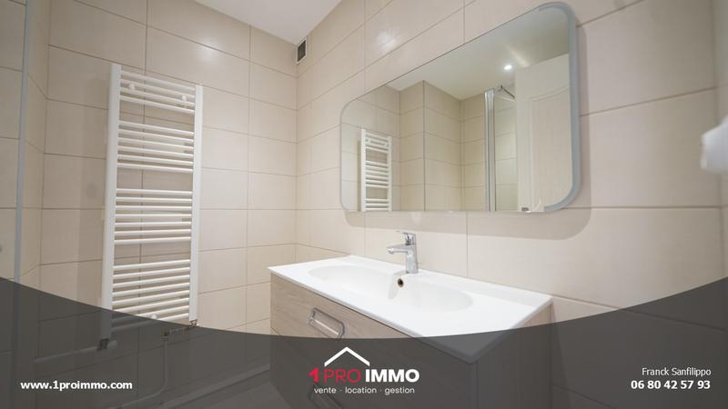 Appartement - 84 m² - 4 pièces