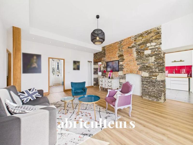 Appartement - 94 m² - 4 pièces