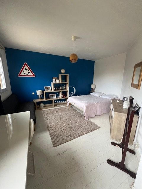 Maison - 183 m² - 7 pièces