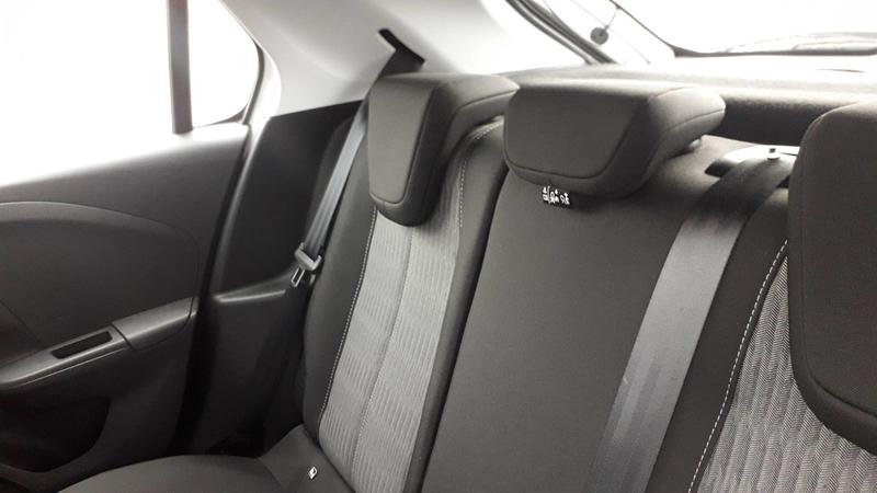 Opel Corsa 1.2 i 75 Bvm5