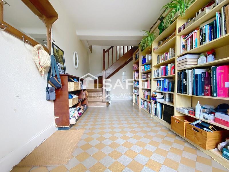 Propriété - 200 m² - 8 pièces