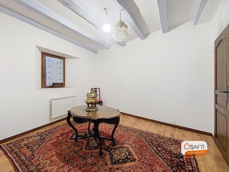 Maison - 290 m² - 10 pièces