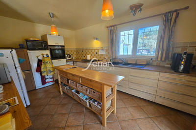 Villa - 190 m² - 7 pièces