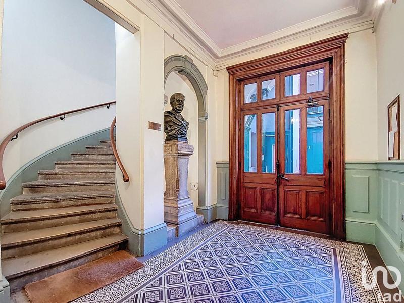 Local commercial - 128 m²