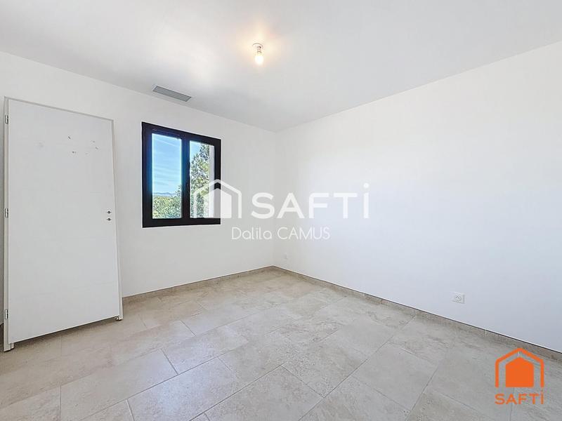 Maison - 99 m² - 5 pièces