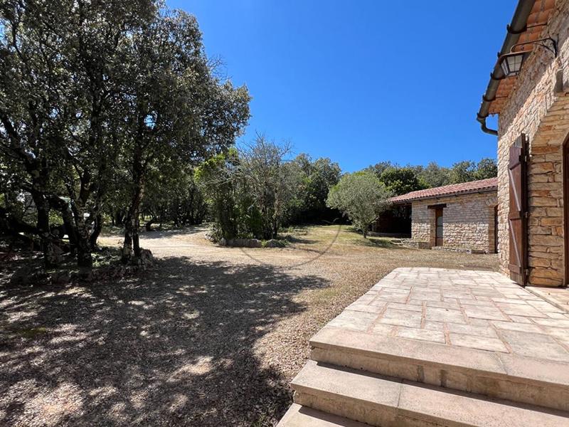 Maison en pierre - 140 m² - 7 pièces