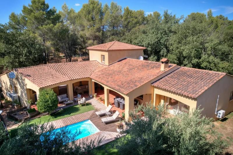 Maison - 160 m² - 5 pièces