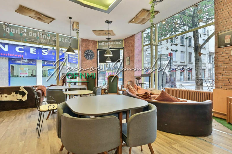 Fonds de commerce - Magasins - 209 m²