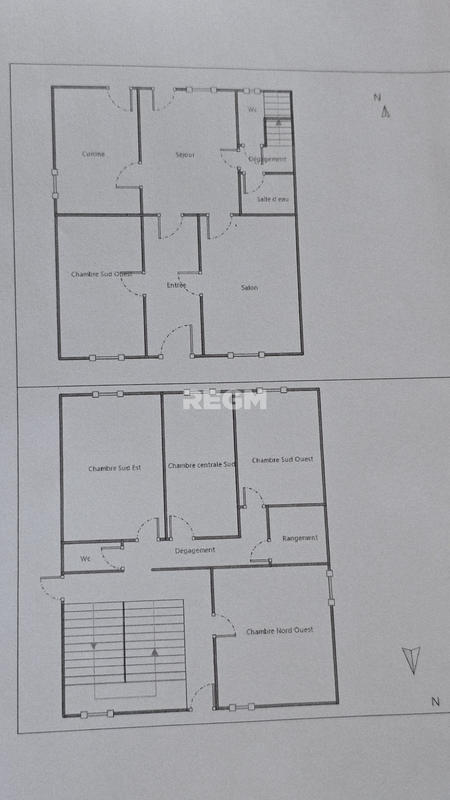 Maison - 330 m² - 12 pièces