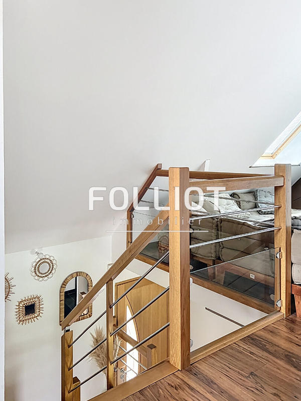 Maison - 171 m² - 7 pièces