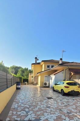 Appartement - 115 m² - 3 pièces