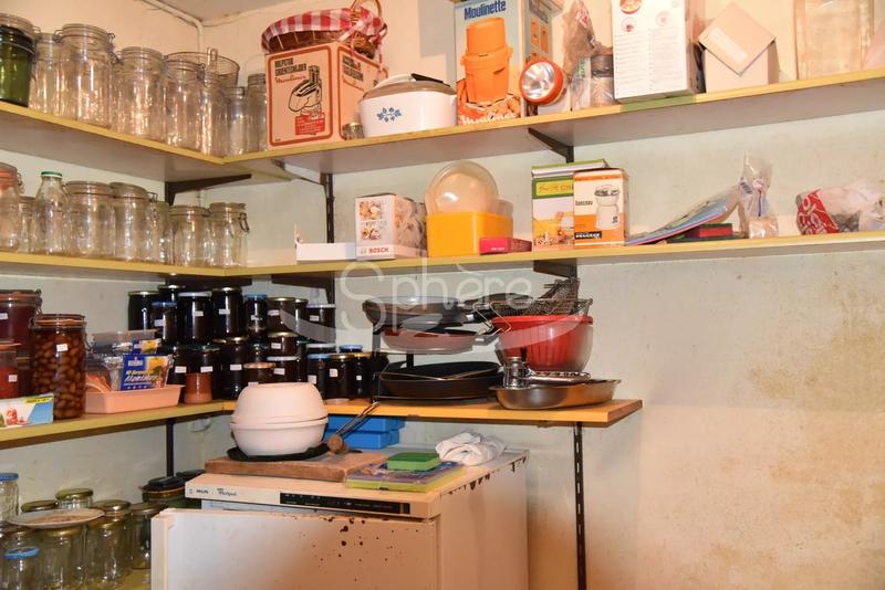 Maison - 162 m² - 9 pièces