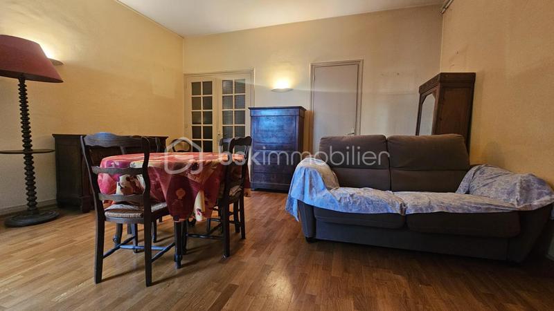 Appartement - 99 m² - 4 pièces