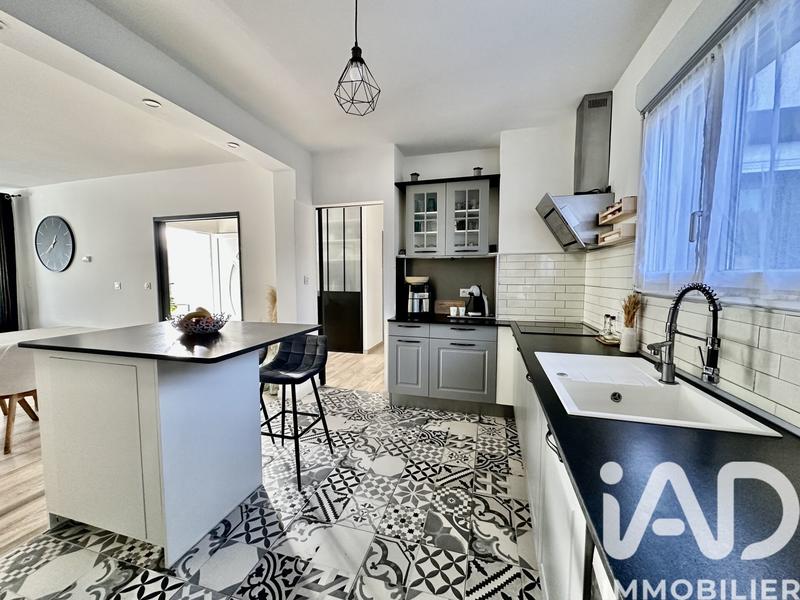 Maison - 136 m² - 7 pièces