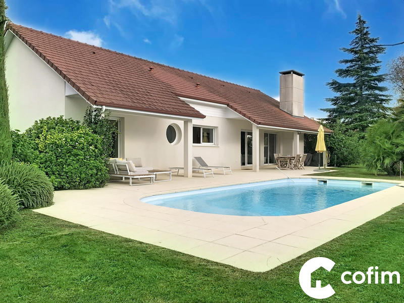 Maison - 120 m² - 5 pièces