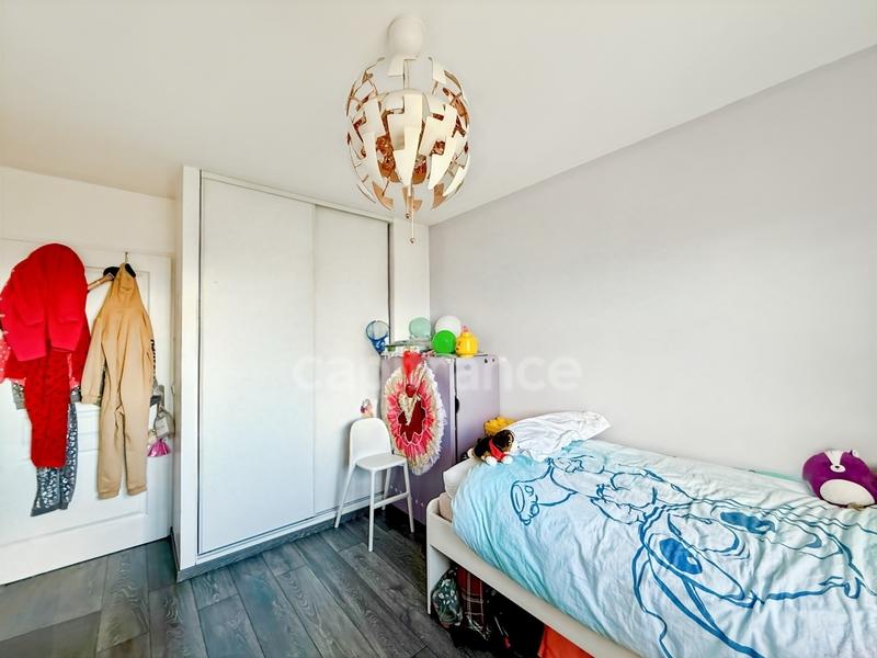 Appartement - 105 m² - 5 pièces