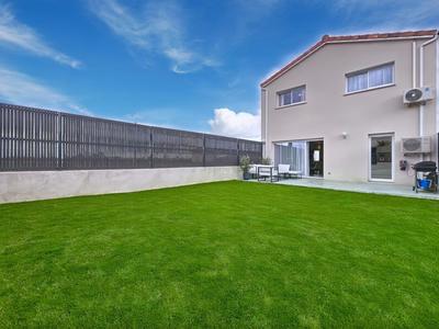 Maison - 103 m² - 5 pièces