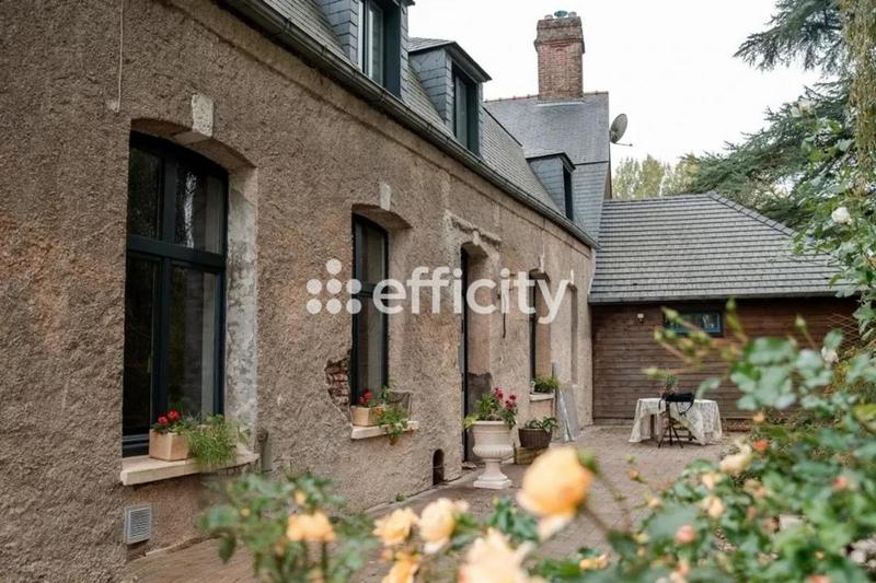 Château - 230 m² - 9 pièces