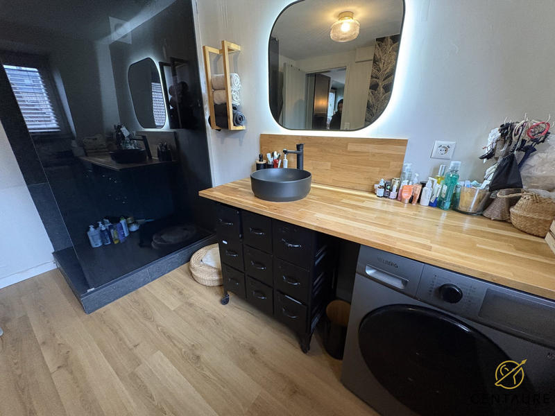 Appartement - 121 m² - 4 pièces