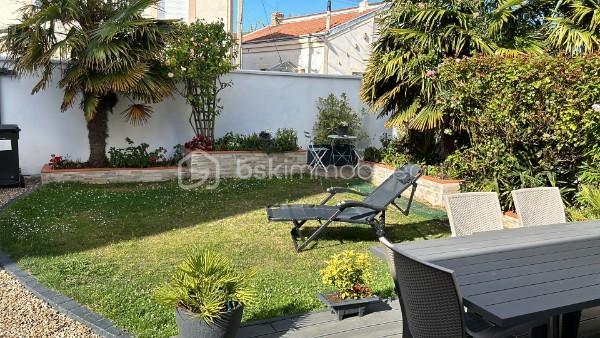 Maison de ville - 111 m² - 5 pièces